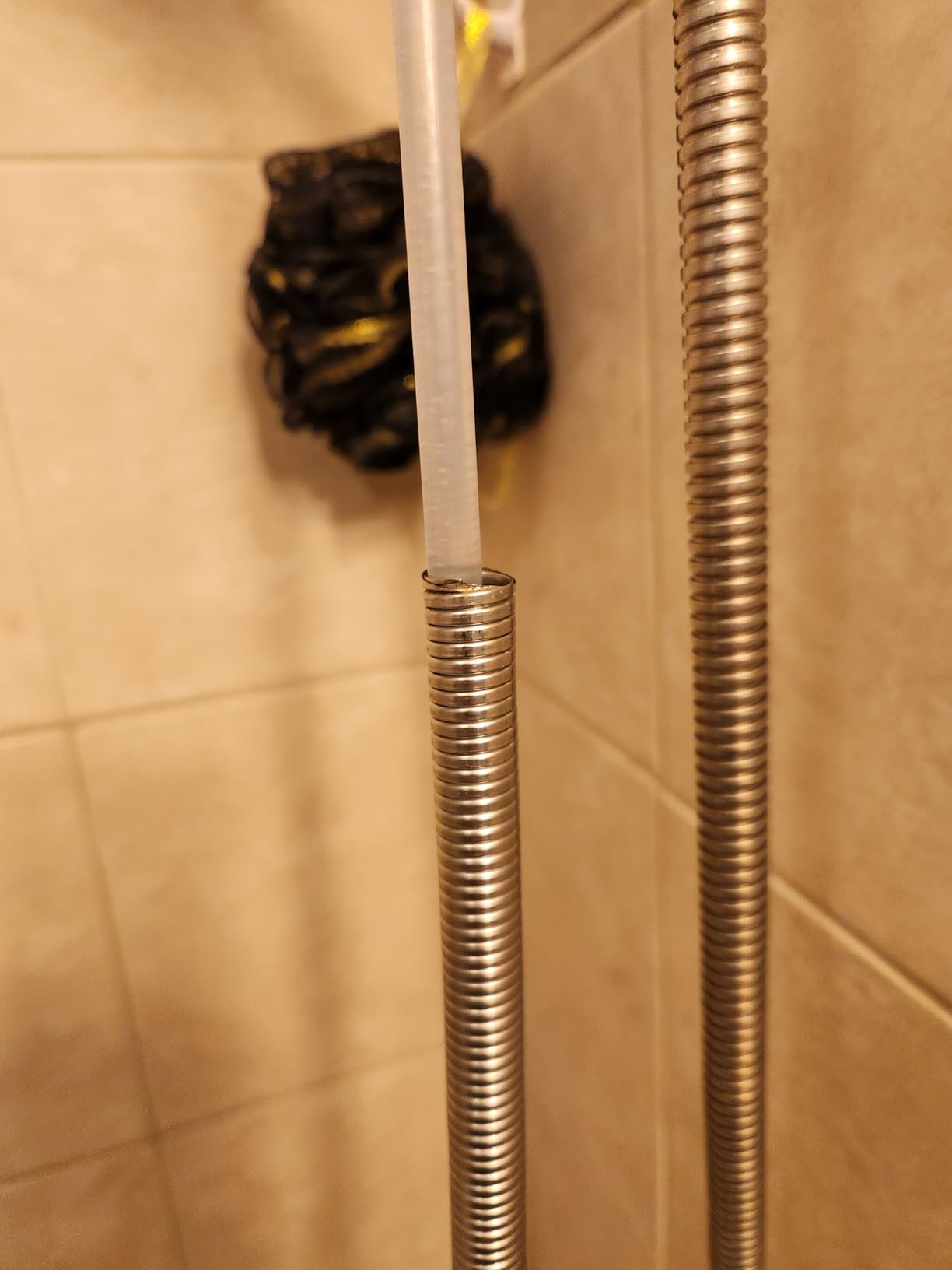 Vacto LED Handheld Shower Head Set with Filtration, Automatic 7-color Changing Shower Head Kit, High Pressure Handheld Shower Head with Hose and Bracket, Water Saving Showerheads with Filtration Beads customer photo 2