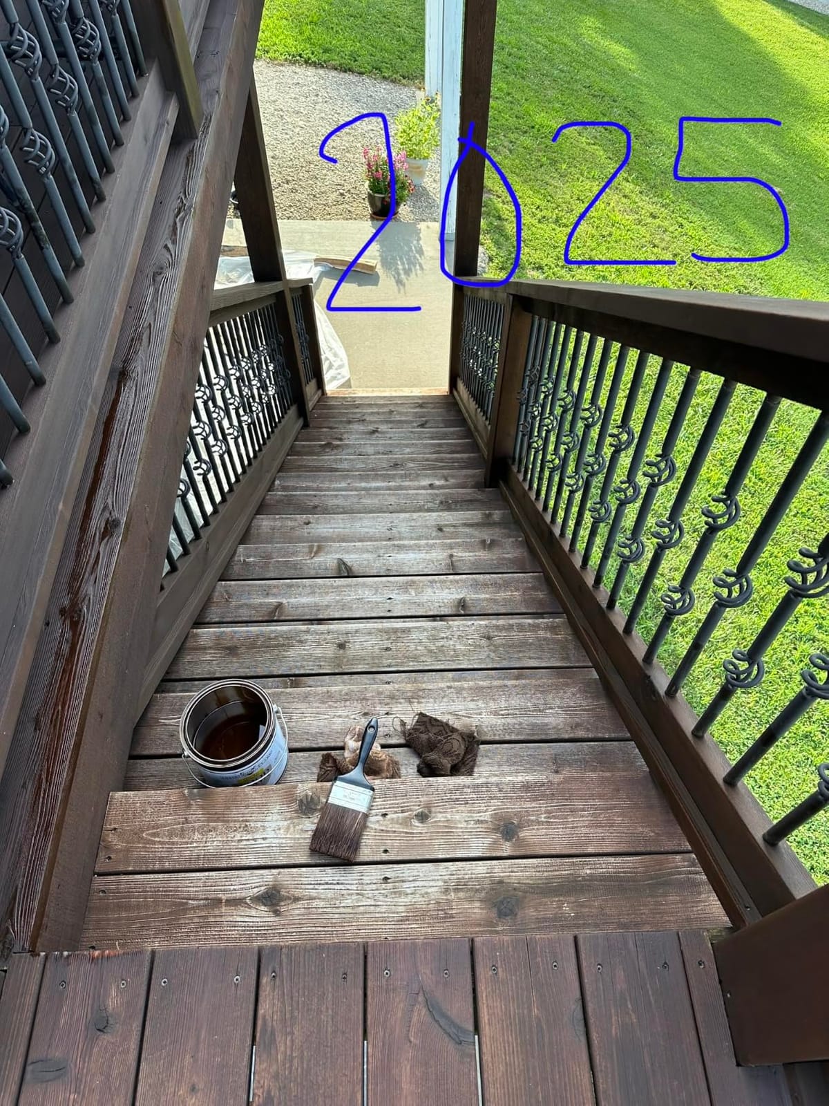 Armstrong-Clark Oil-Based Wood Stain for Decks, Fences, Siding, Logs & Outdoor Wood, Cedar Semi-Transparent, 1 Gallon customer photo 2