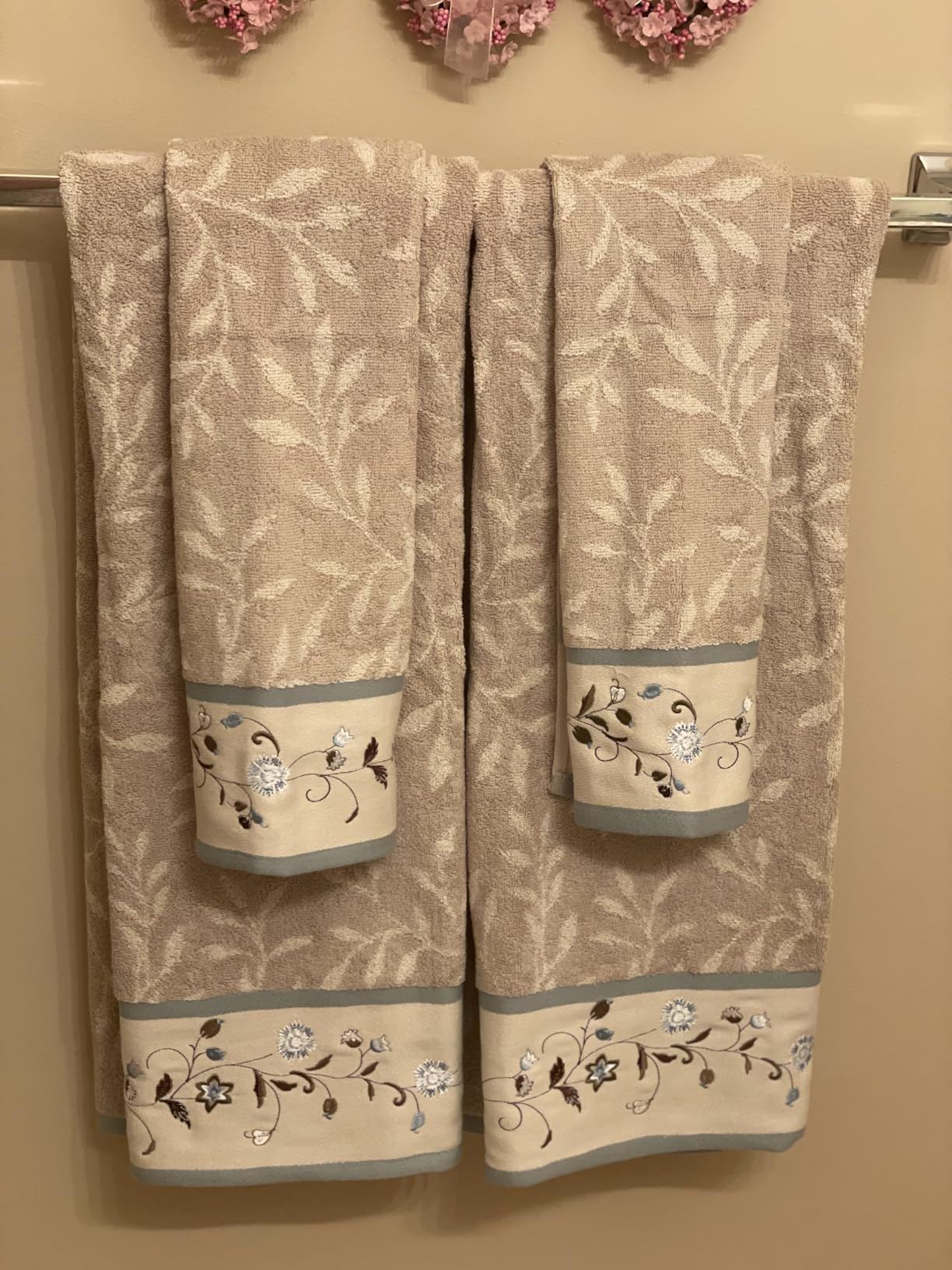 Madison Park Serene 100% Cotton Bath Towel Set Luxurious Floral Decorative Towels for Bathroom Embroidered Cotton Jacquard Design Soft Highly Absorbent for Shower 600 GSM, Multi-Sizes, Navy 6 Piece customer photo 1