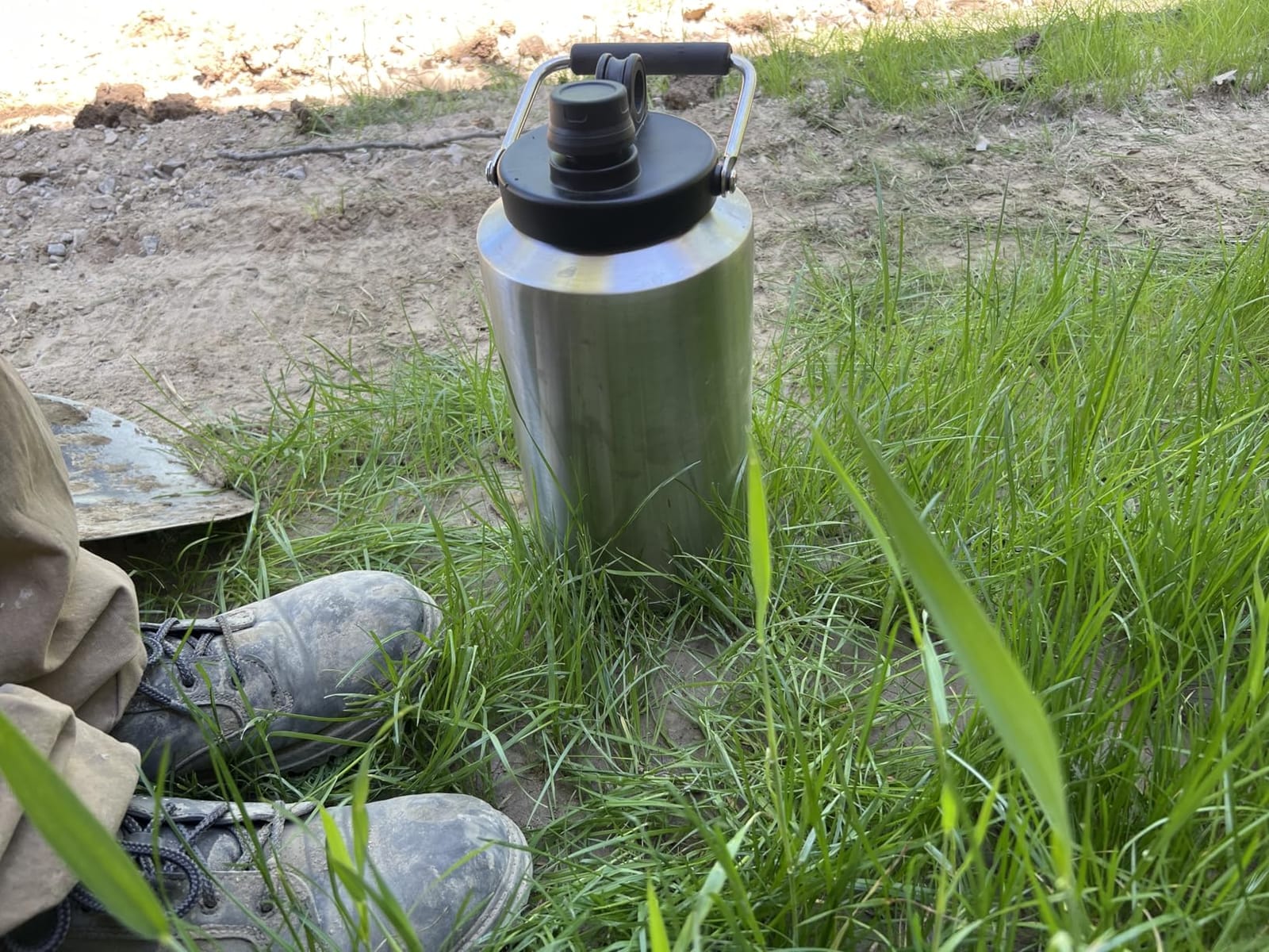 Kerilyn Insulated Gallon Jug with Handle, One Gallon, 128 Ounces, Stainless Steel, Large Double Vacuum Water Bottle for Hot & Cold Drinks, Wide Mouth, Sweat Proof, Great for Travel, Camping customer photo 1