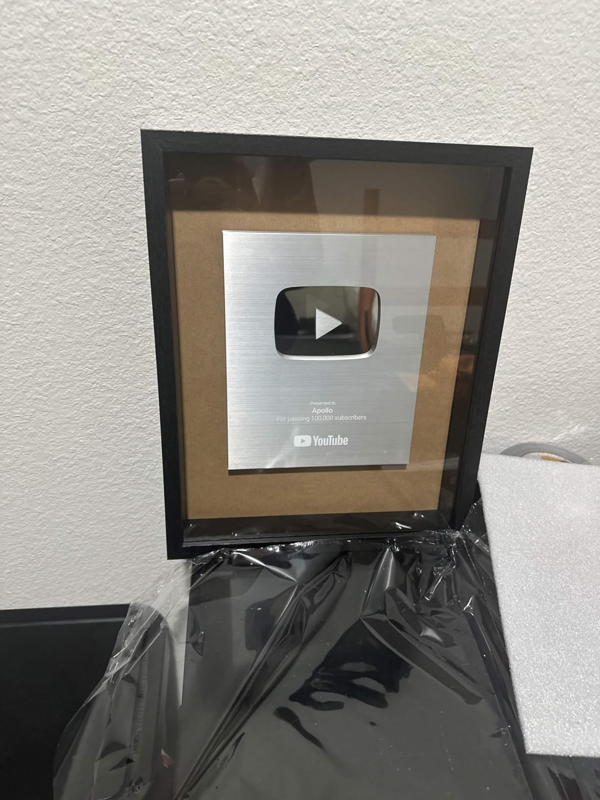 SONGMICS 11x14 Shadow Box Frame, with Top Slot and Glass Front customer photo 1