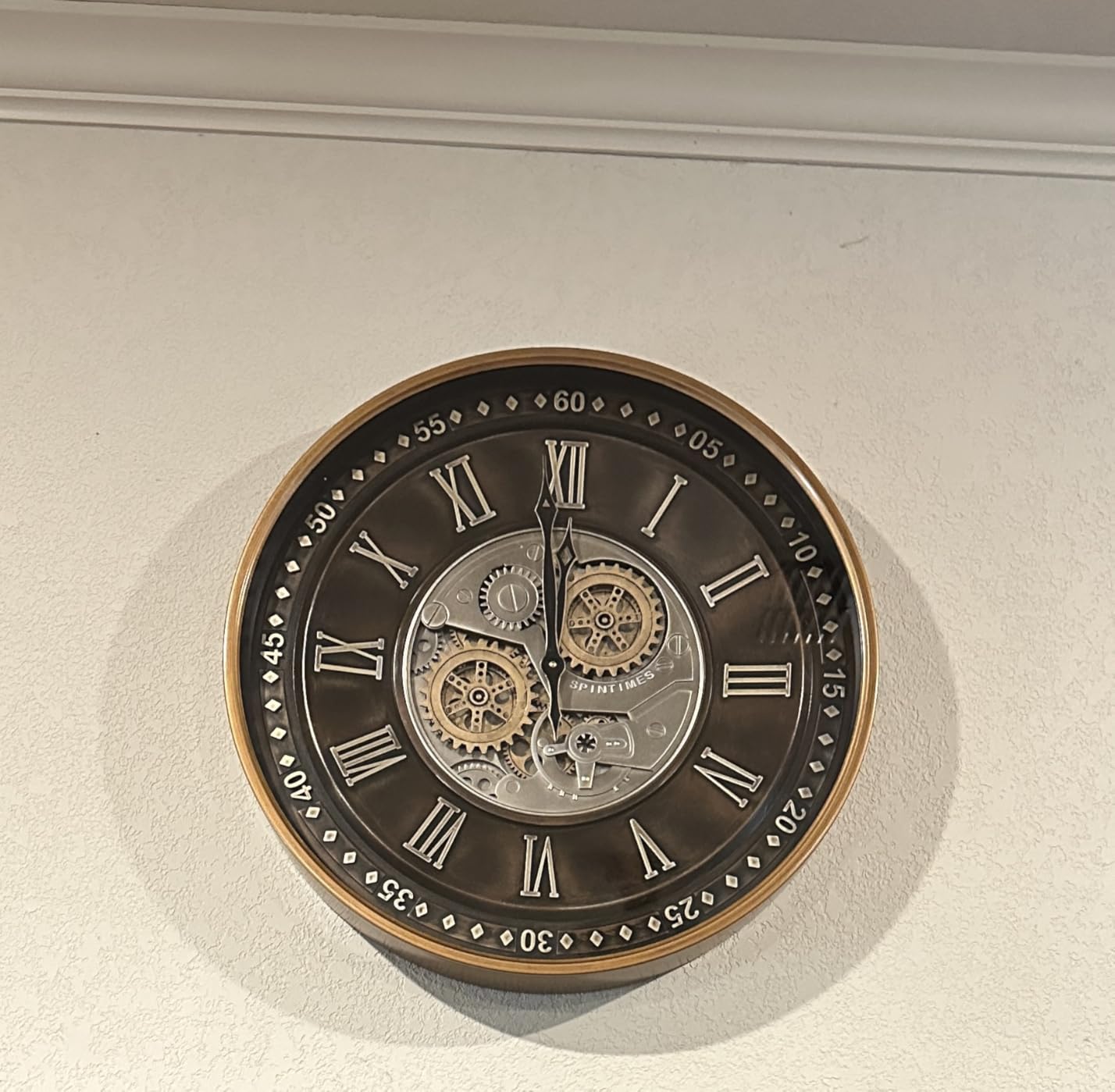 CLXEAST 24 Inch Large Moving Gear Wall Clock for Living Room Decor,Bronze customer photo 2