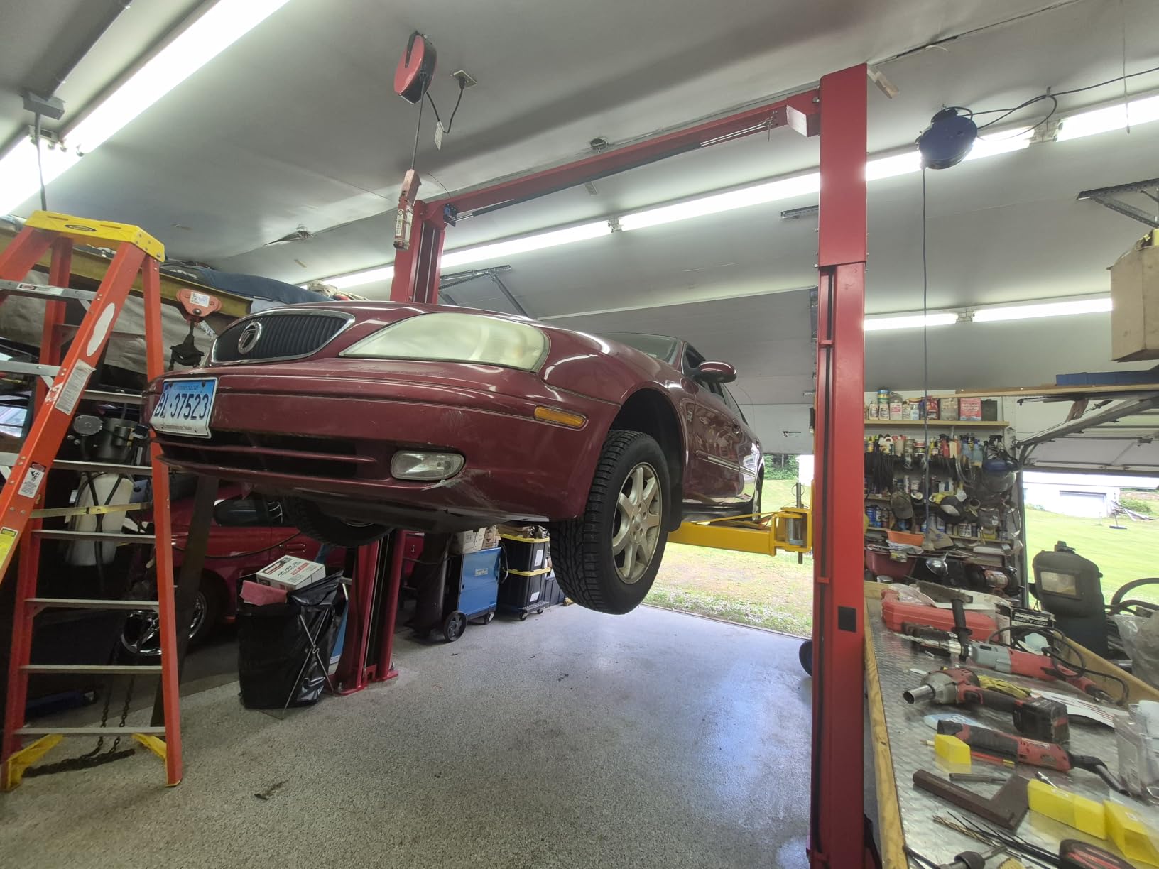 KATOOL 2 Post Car Lift 2 Post Lift Car Lift Shop Garage (M110) customer photo 2