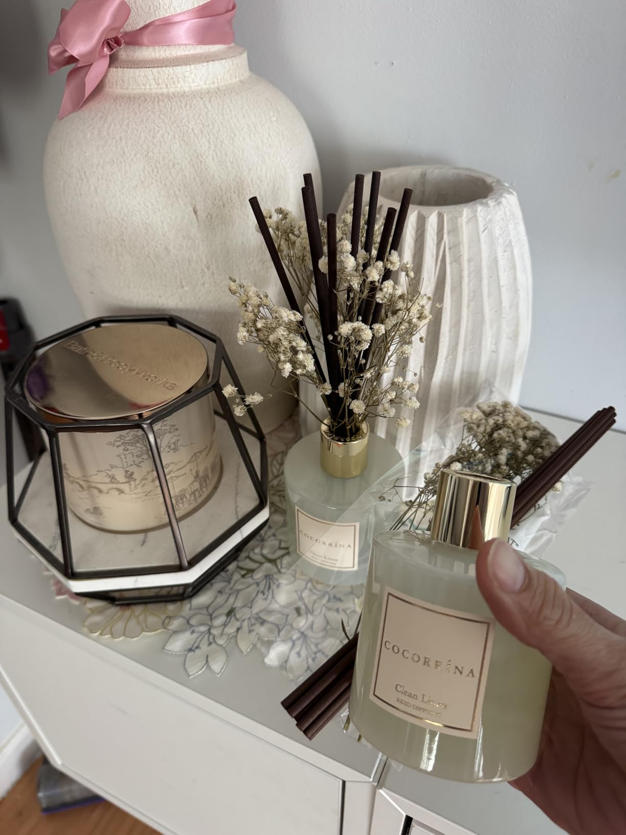 Cocorrína Reed Diffuser Set, Clean Linen 6.7 fl oz Scented Diffuser with Sticks Home Fragrance Reed Diffuser for Bathroom Shelf Décor customer photo 1