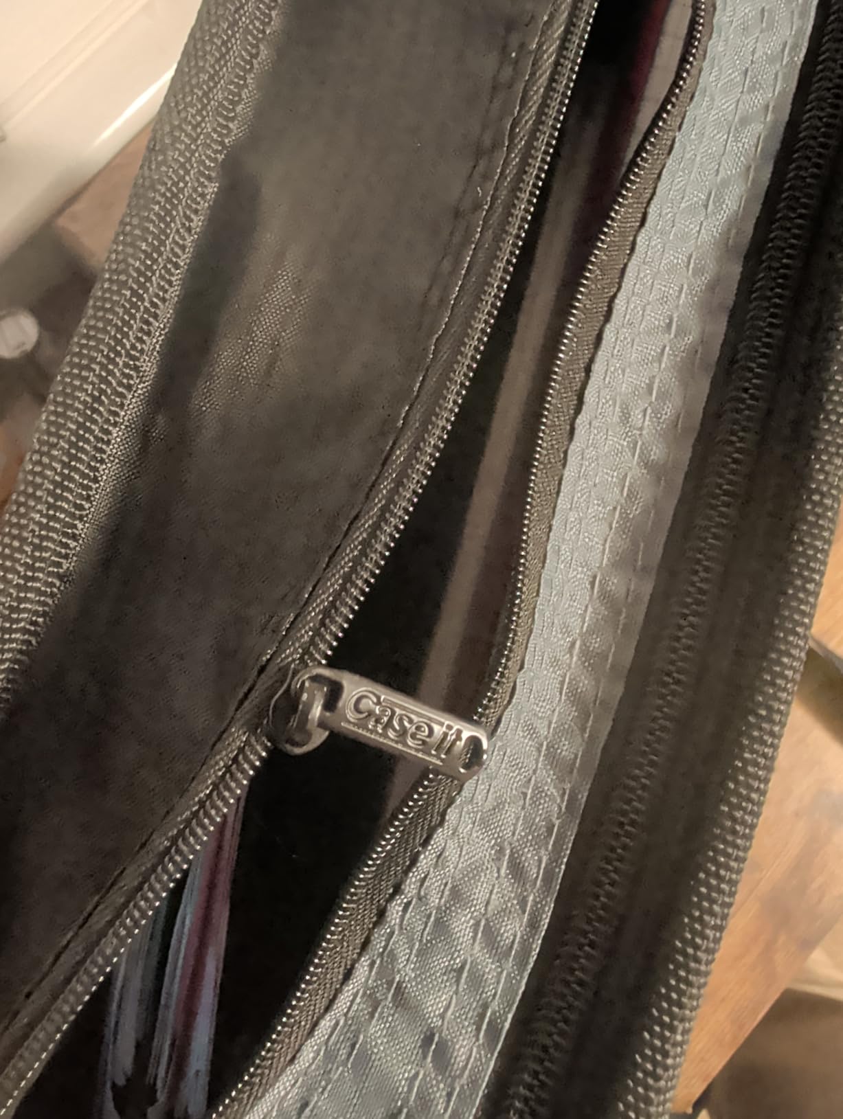 Case-it School Zipper Binder | 3-Inch O-Rings | 600-Sheet | D-146 Jet Black customer photo 2
