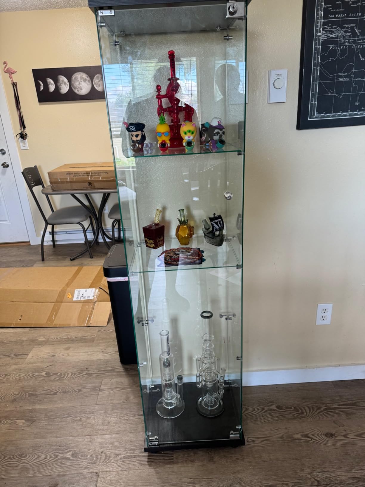 LFT HUIMEI2Y 4-Tier Glass Display Cabinet with Lock, Display Case Black customer photo 1