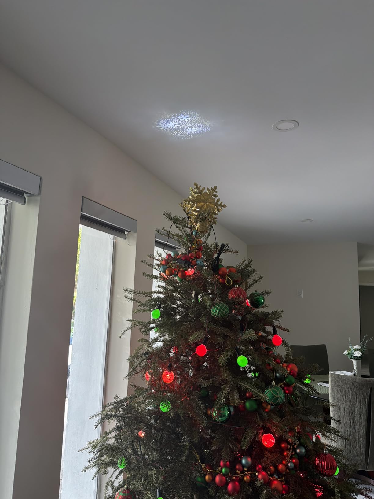 DG-Direct Christmas Tree Topper with Rotating Snowflake Projector, Silver customer photo 1