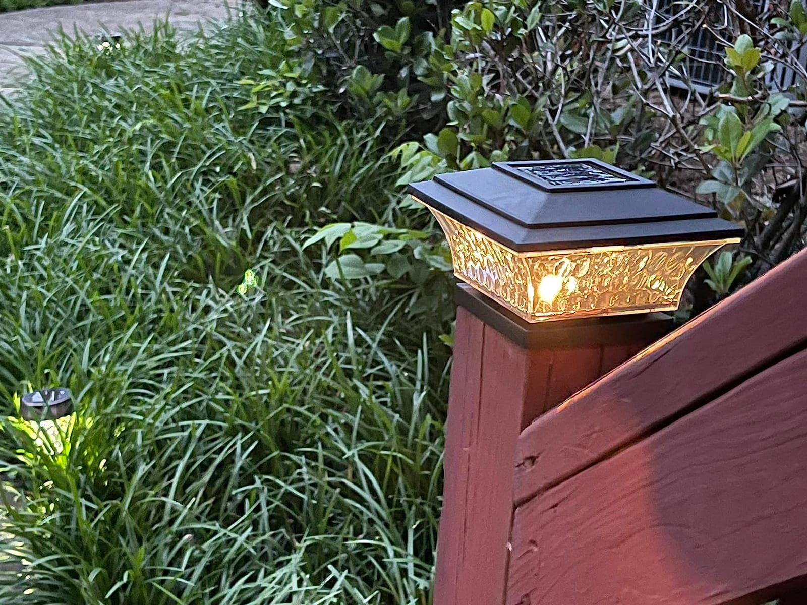 8PK Solar Post Cap Lights Outdoor Fence Cap Light for 4x4 Wooden Posts customer photo 2