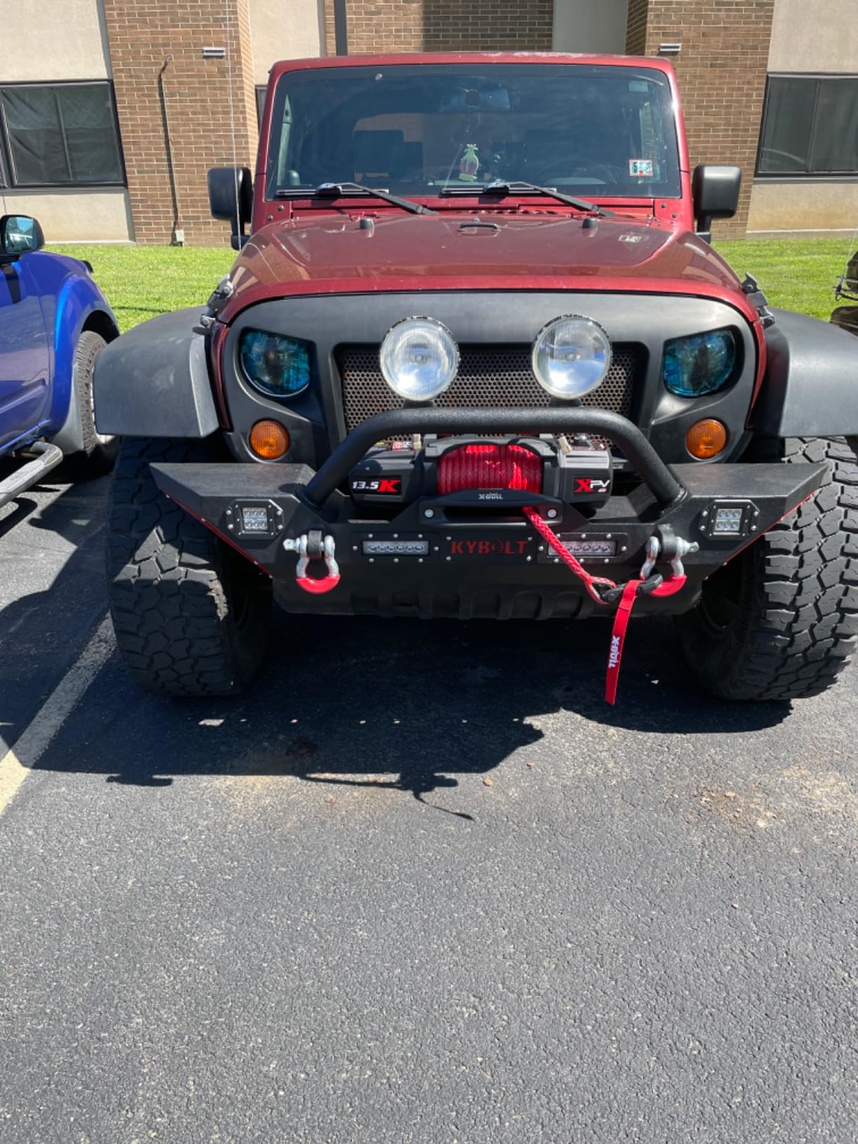 X-BULL Winch-13500 lb. Load Capacity Electric Winch Kit 12V Synthetic Rope,Waterproof IP67 Electric Winch with Hawse Fairlead, with Wireless Handheld Remote and Corded Control Recovery customer photo 1
