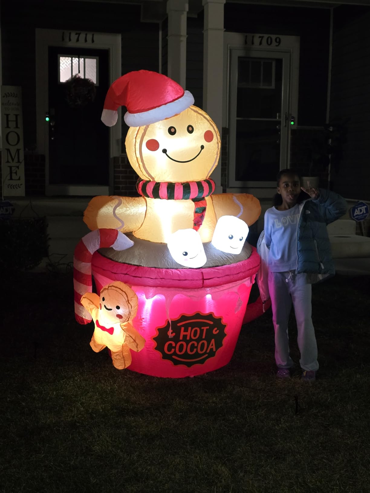 ZPISF 6 FT Christmas Inflatables Outdoor Decorations, Cute Christmas Blow Up Yard Decorations Gingerbread Man in Hot Cocoa Mug Scene for Garden Lawn Xmas Decor customer photo 2