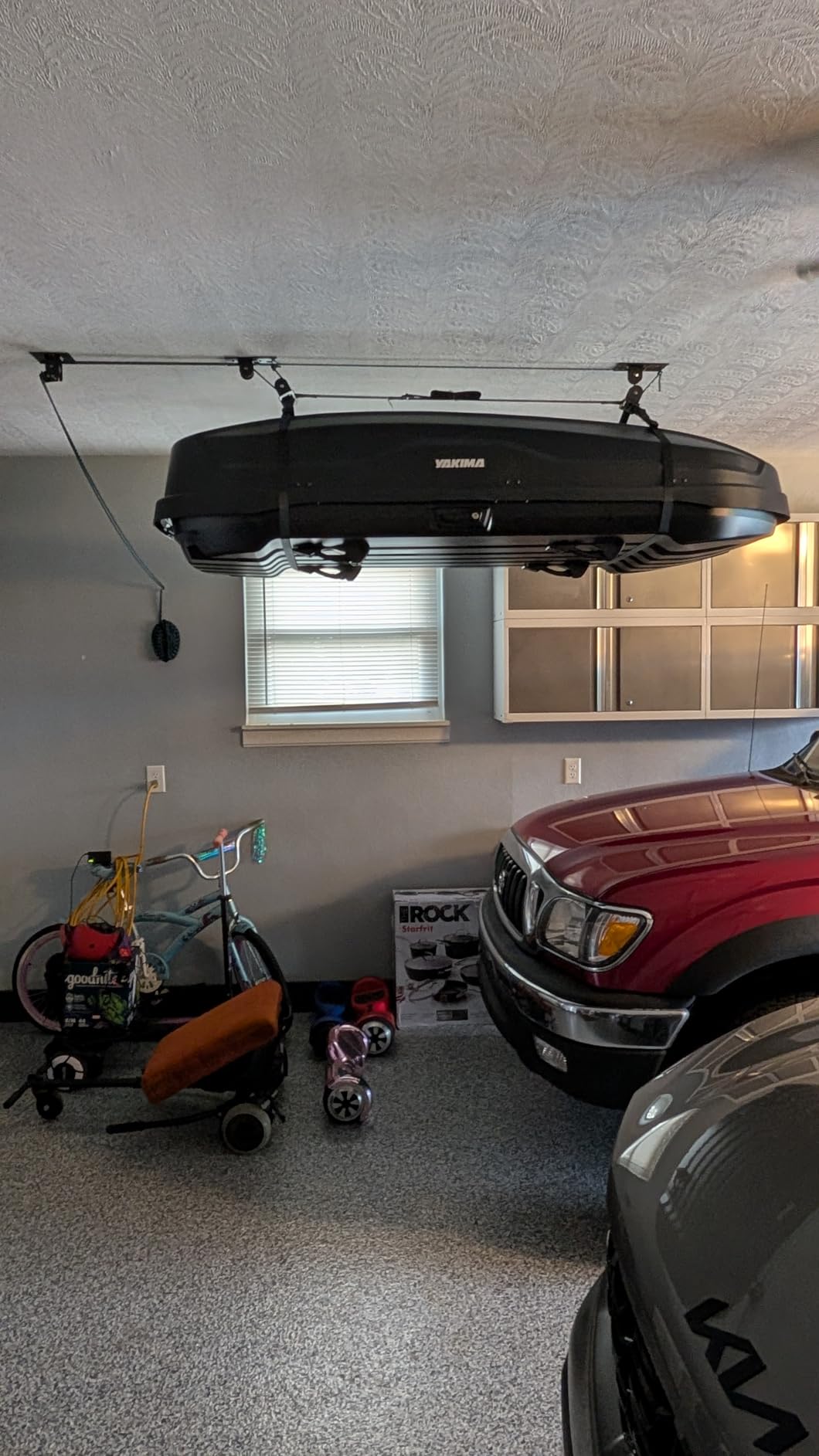 Teal Triangle Cargo Box Hoist, Garage Pulley Lift System, Holds 150 lb customer photo 2