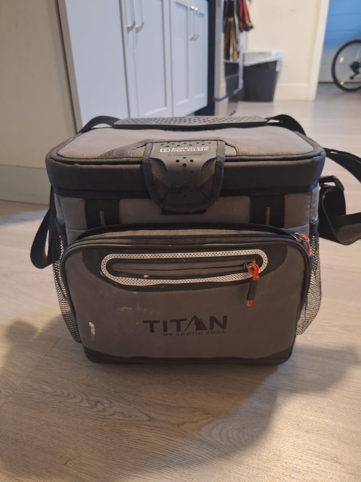 Titan Zipperless HardBody Cooler, Keeps Ice 2 Days customer photo 2