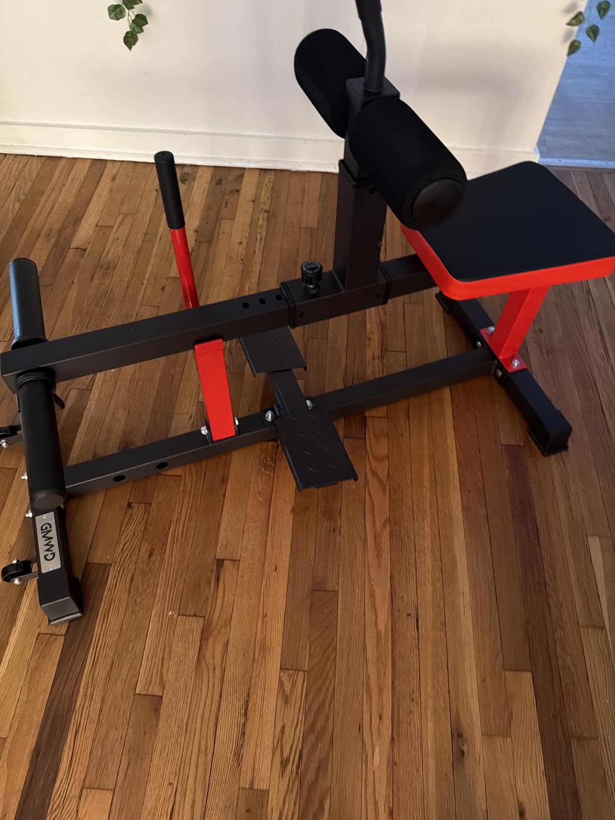 GMWD Adjustable Seated Calf Raise Machine with Band Pegs for Leg Training and Exercise - Home Gym Equipment customer photo 1