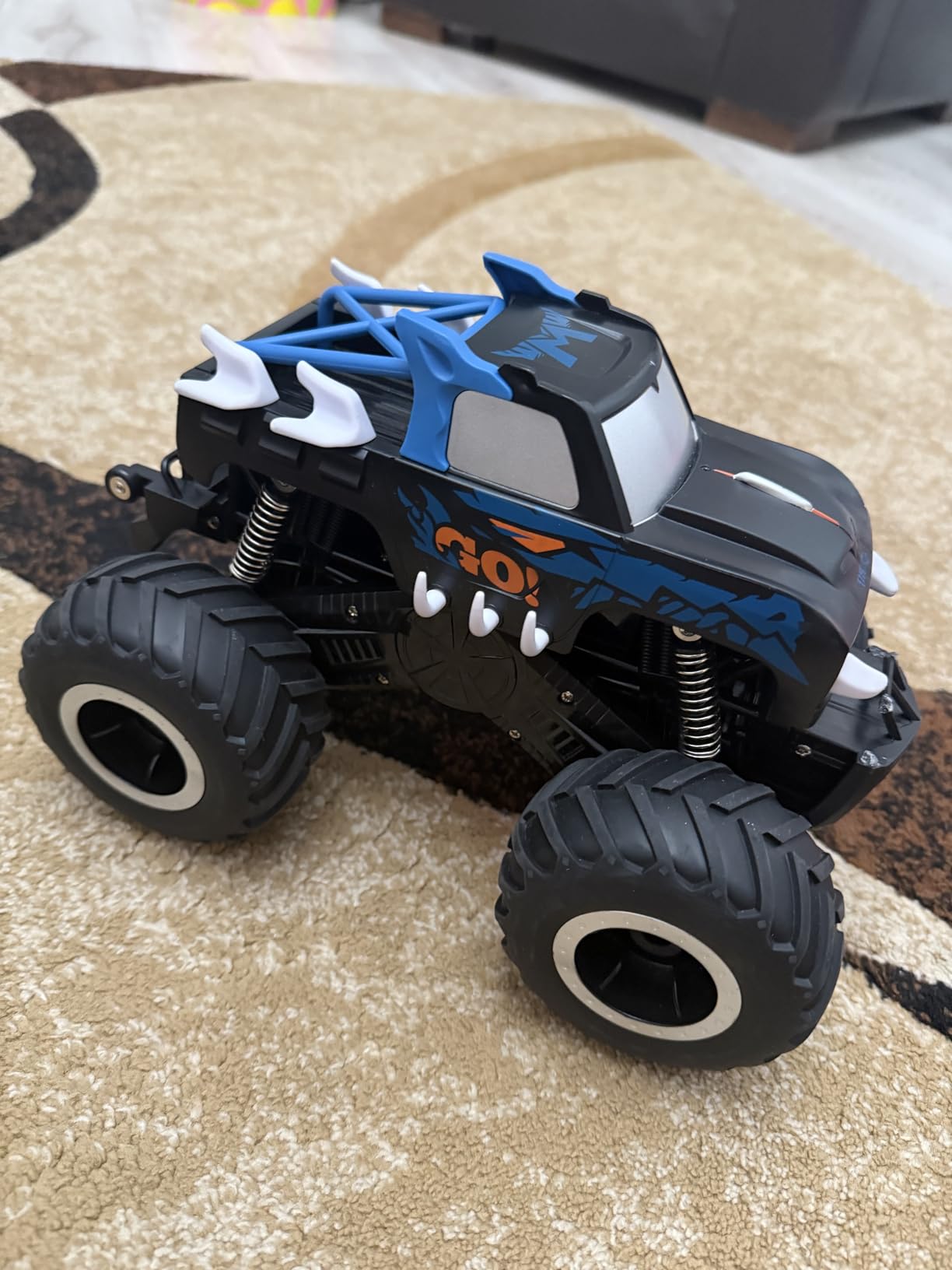 Threeking 1:16 Amphibious Monster Truck All Terrain Remote Control Car Toys customer photo 1