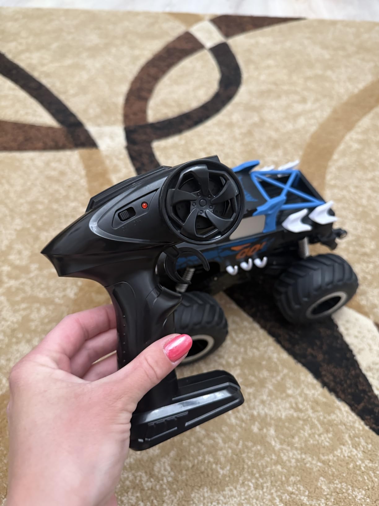 Threeking 1:16 Amphibious Monster Truck All Terrain Remote Control Car Toys customer photo 2