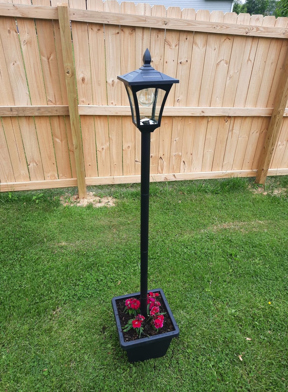ILANCK 64 Inch Solar Lamp Post Light with Planter, 60 High Lumens Street Light, Solar Post Lights Waterproof for Garden, Pathway, Lawn, Driveway, Front Back Door Outdoor Pole Lamp(Warm) customer photo 2
