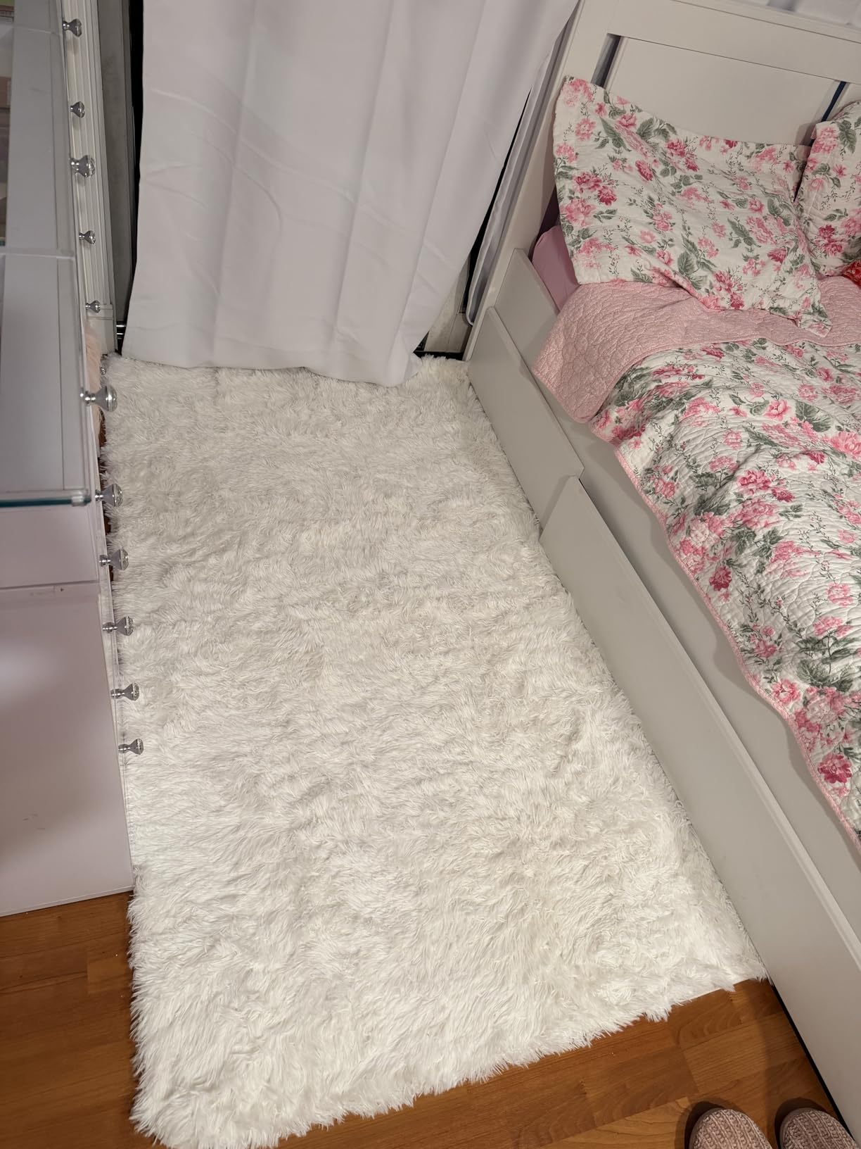 LOCHAS 4x6 Area Rugs Fluffy Living Room Carpets for Kids Bedroom, White customer photo 1