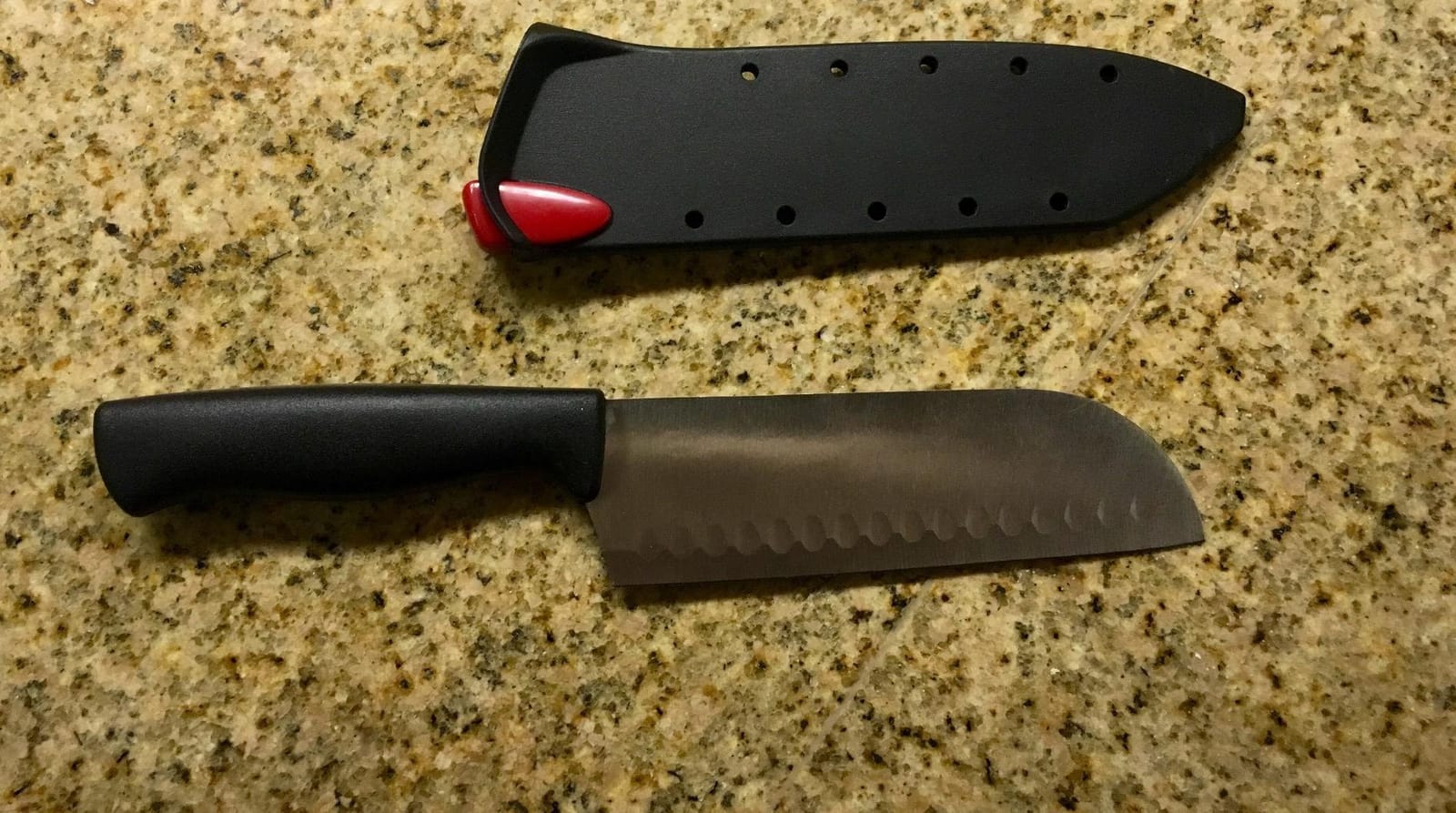 Farberware EdgeKeeper 5-Inch Santoku Knife with Sharpening Cover customer photo 1