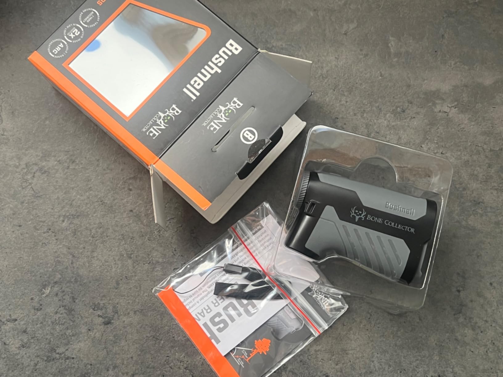 Bushnell BoneCollector 1000 Hunting Rangefinder customer photo 1