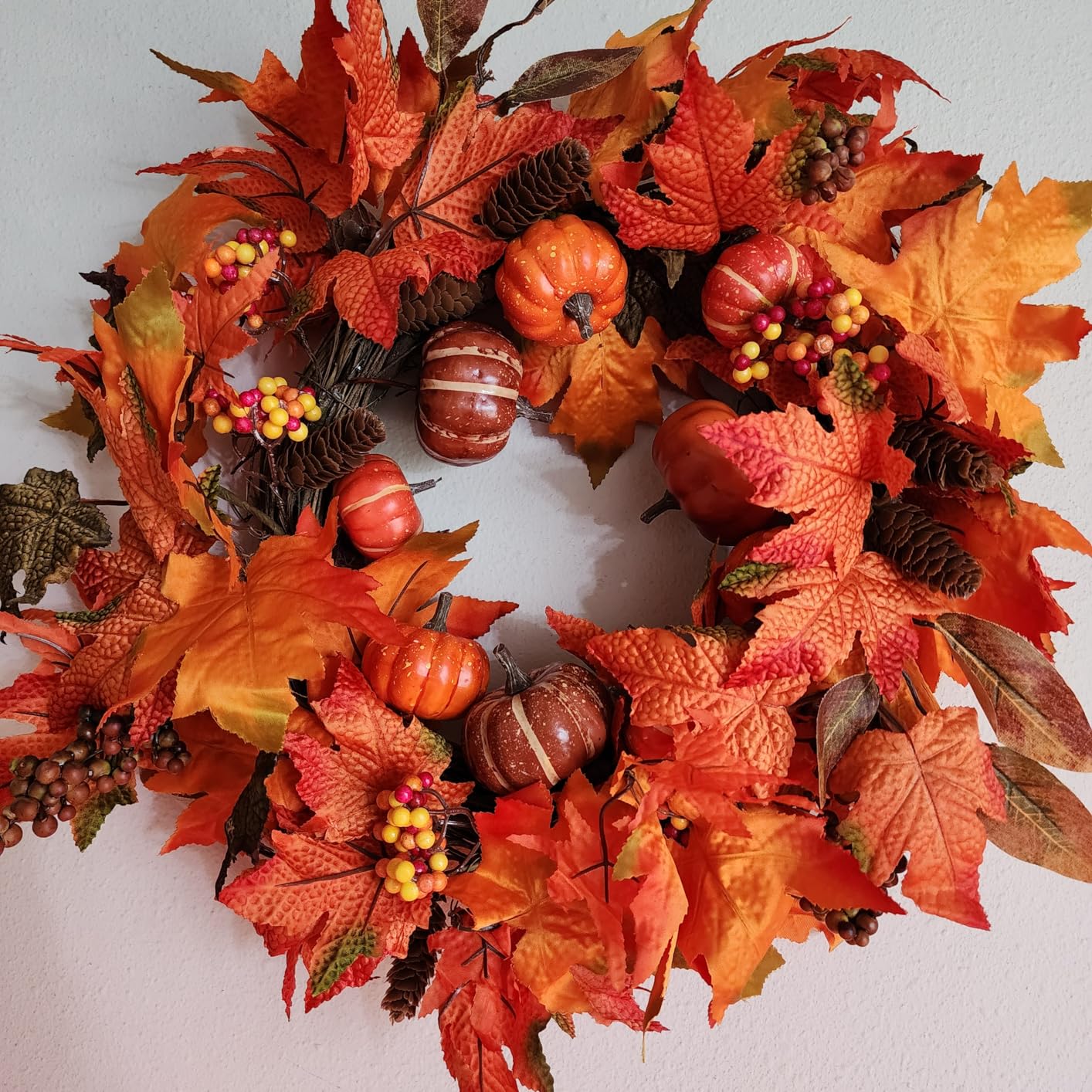Sggvecsy Fall Wreath 20’’ Autumn Front Door Wreath with Various Pumpkin Cluster of Berries Maple Leaves Pine Cones for Outside Indoor Wall Window Festival Thanksgiving Harvest Autumn Fall Decor customer photo 2