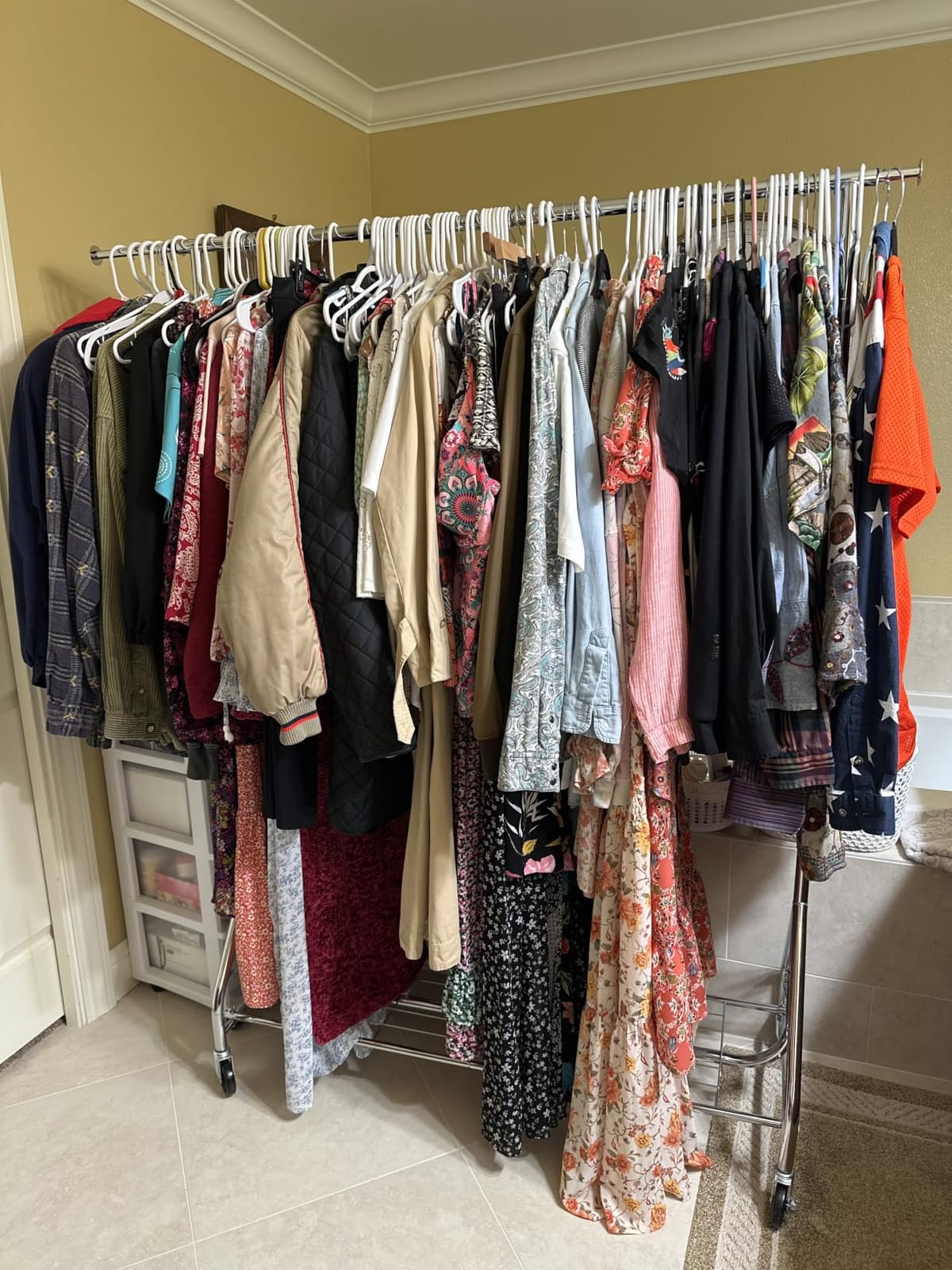 HYSEYY Heavy Duty Clothes Rack Load 450 LBS, Metal Garment Rack, Standing Rolling Clothing Rack for Hanging Clothes with Sturdy Wheels & Shelves, Portable Closet Wardrobe Rack,Sliver customer photo 2