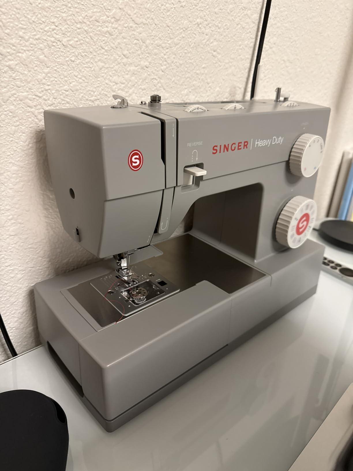 SINGER® 4432 (Black) High Speed Heavy Duty Sewing Machine + Accessory Kit customer photo 2