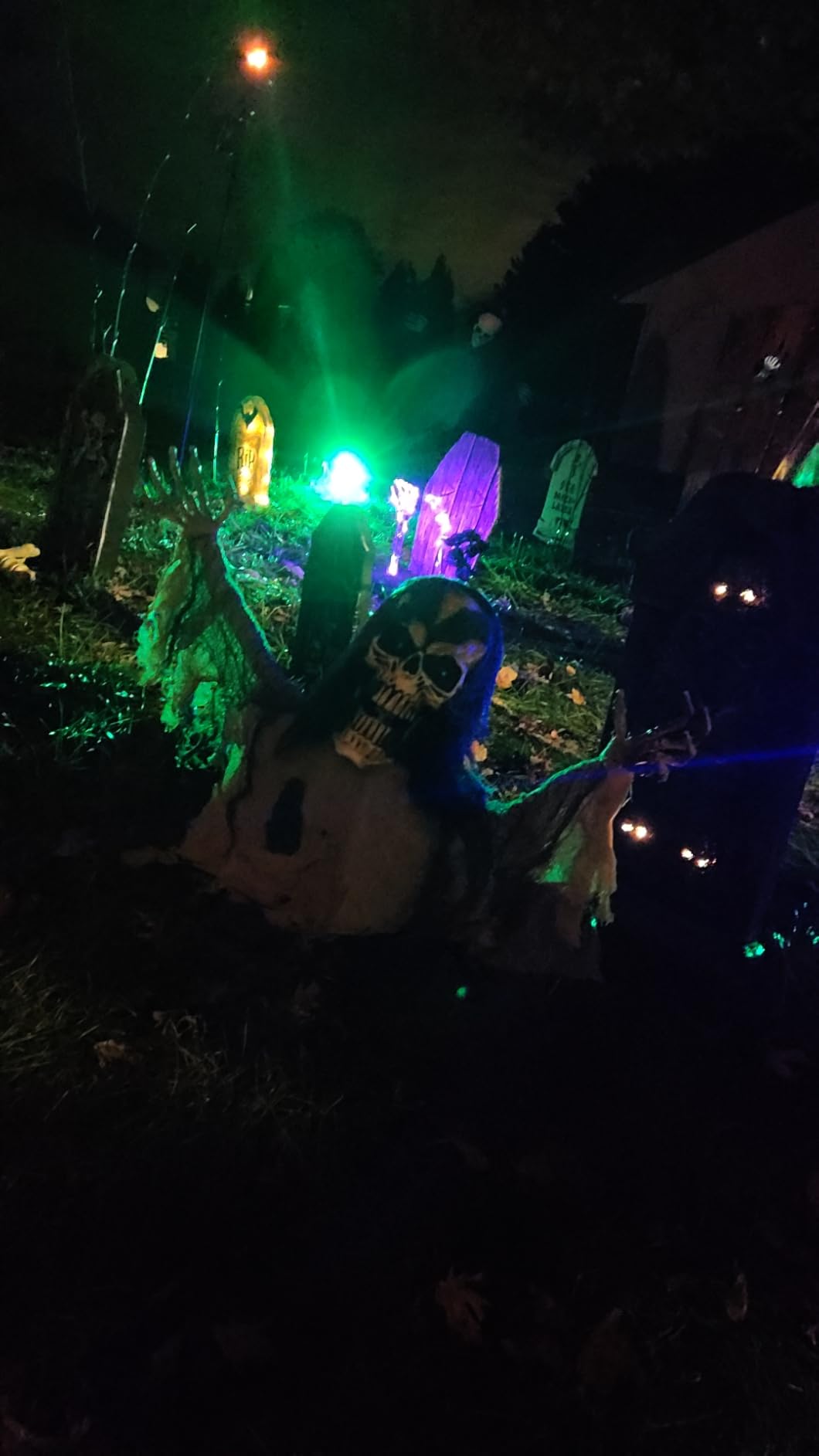 JOYIN Halloween Animated Zombie Groundbreaker Outdoor Decor with Light Up Eyes Creepy Animatronic Decorations with Movable Arms for Halloween Party Prop and Lawn Patio Yard Outside Decorations customer photo 2