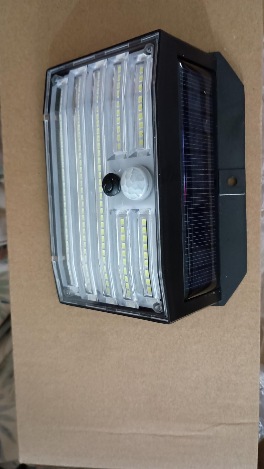 Solar Motion Lights Outdoor, Ultra Bright Solar Fence Lights with Motion Sensor, IP65 Waterproof Security Light 3 Modes, 270° Lighting Angle, Wall Lights for Deck Patio Fence Garage Door (6 Packs) customer photo 1