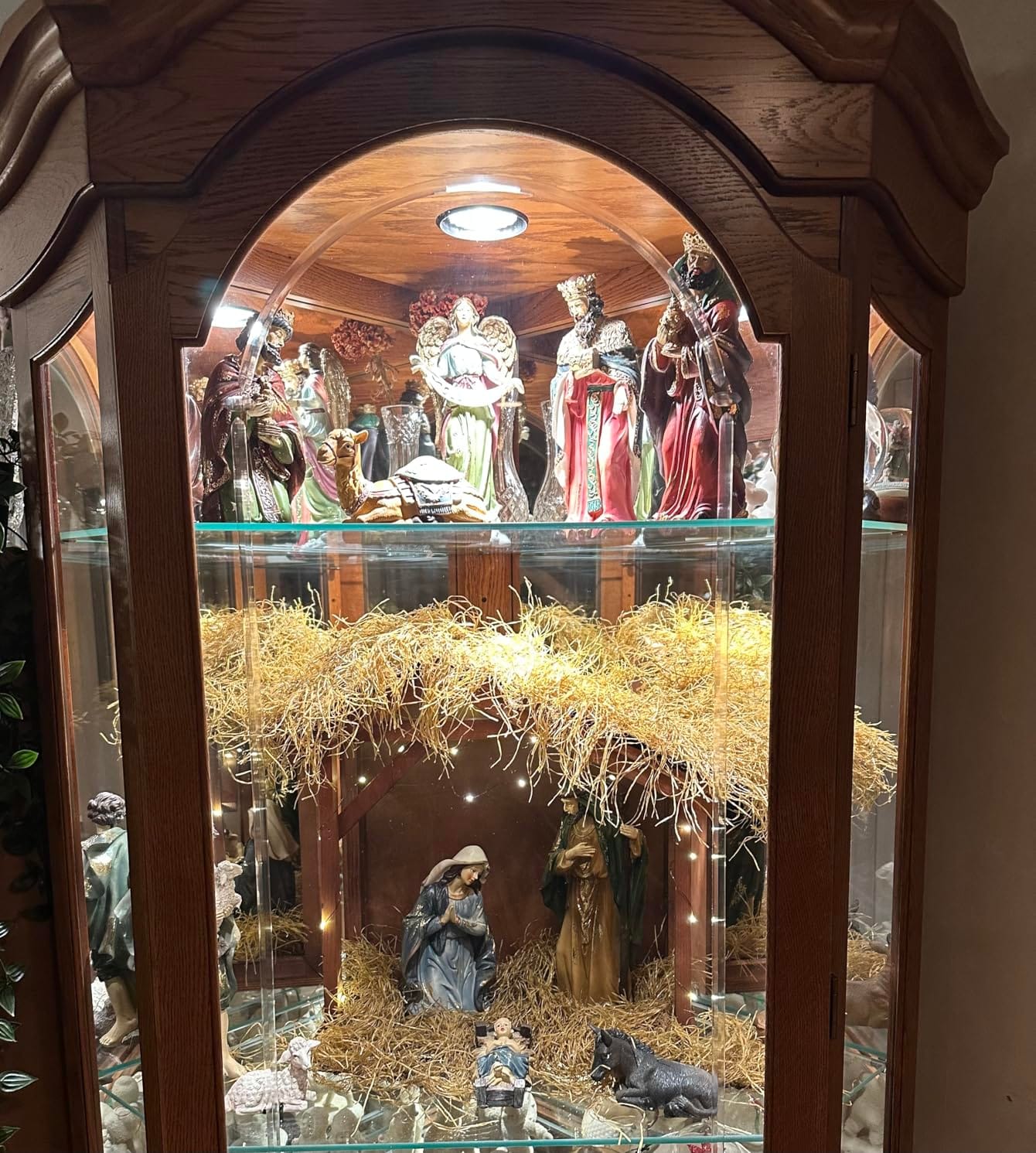 Glitzhome 12Pcs Nativity Figurines Sets for Christmas Indoor, Deluxe Blue Resin Christian Nativity Set Xmas Nativity Scene Tabletop Ornaments Miniatures Statue Nativity Figures Collectible 10