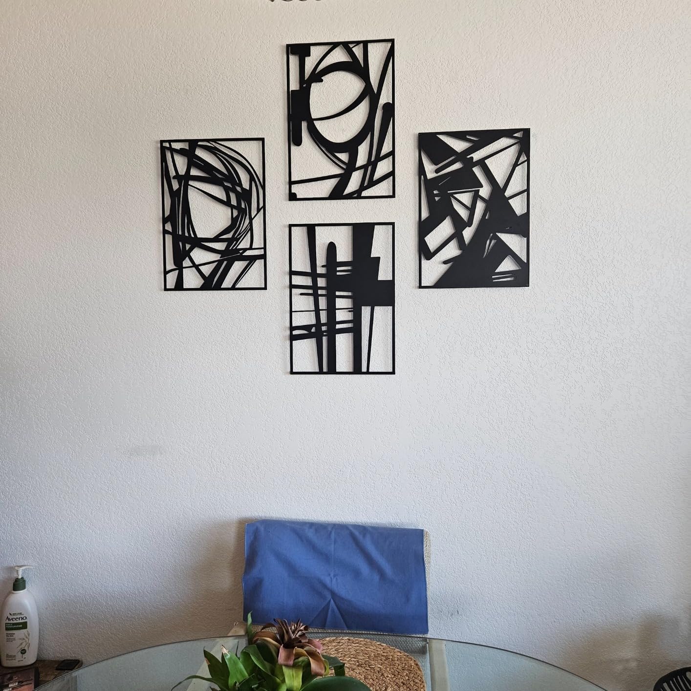 Glamativity Large 4 Pack Black Abstract Metal Wall Art, Minimalist Décor Single Line Art Wall Décor, 3D Textured Metal Wall Sculptures, for Living Room Bedroom Bathroom Study Room (Black, L Size 22.5 customer photo 1