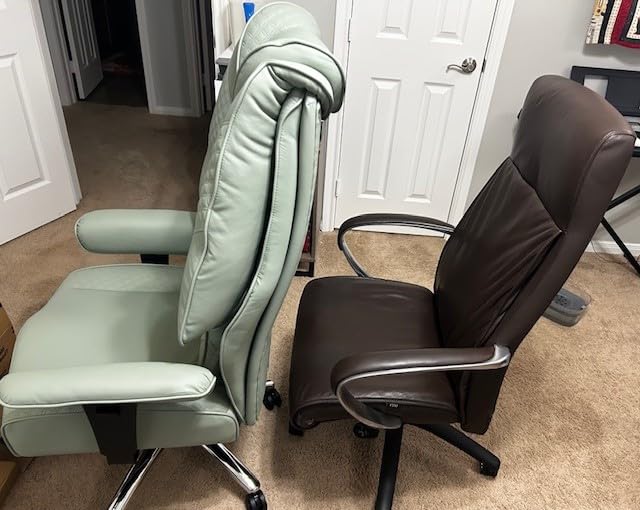 EXCEBET Big and Tall Office Chair 400lbs Wide Seat, Leather High Back Executive Office Chair with Foot Rest, Ergonomic Chairs Lumbar Support for Lower Back Pain Relief (Black) customer photo 1