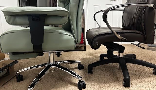 EXCEBET Big and Tall Office Chair 400lbs Wide Seat, Leather High Back Executive Office Chair with Foot Rest, Ergonomic Chairs Lumbar Support for Lower Back Pain Relief (Black) customer photo 2