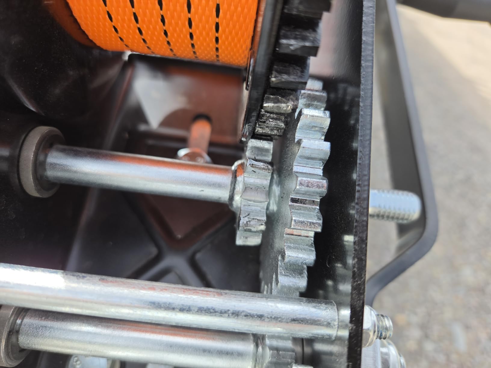 OPENROAD 3500LB Boat Trailer Winch - Heavy Duty Hand Winch with 32 FT Orange Strap, 2-Way Ratchet With 4:1/8:1 Gear - Ideal for Boat, Truck, Trailer, RV, ATV and Jet Ski - Includes Installation Screws customer photo 1