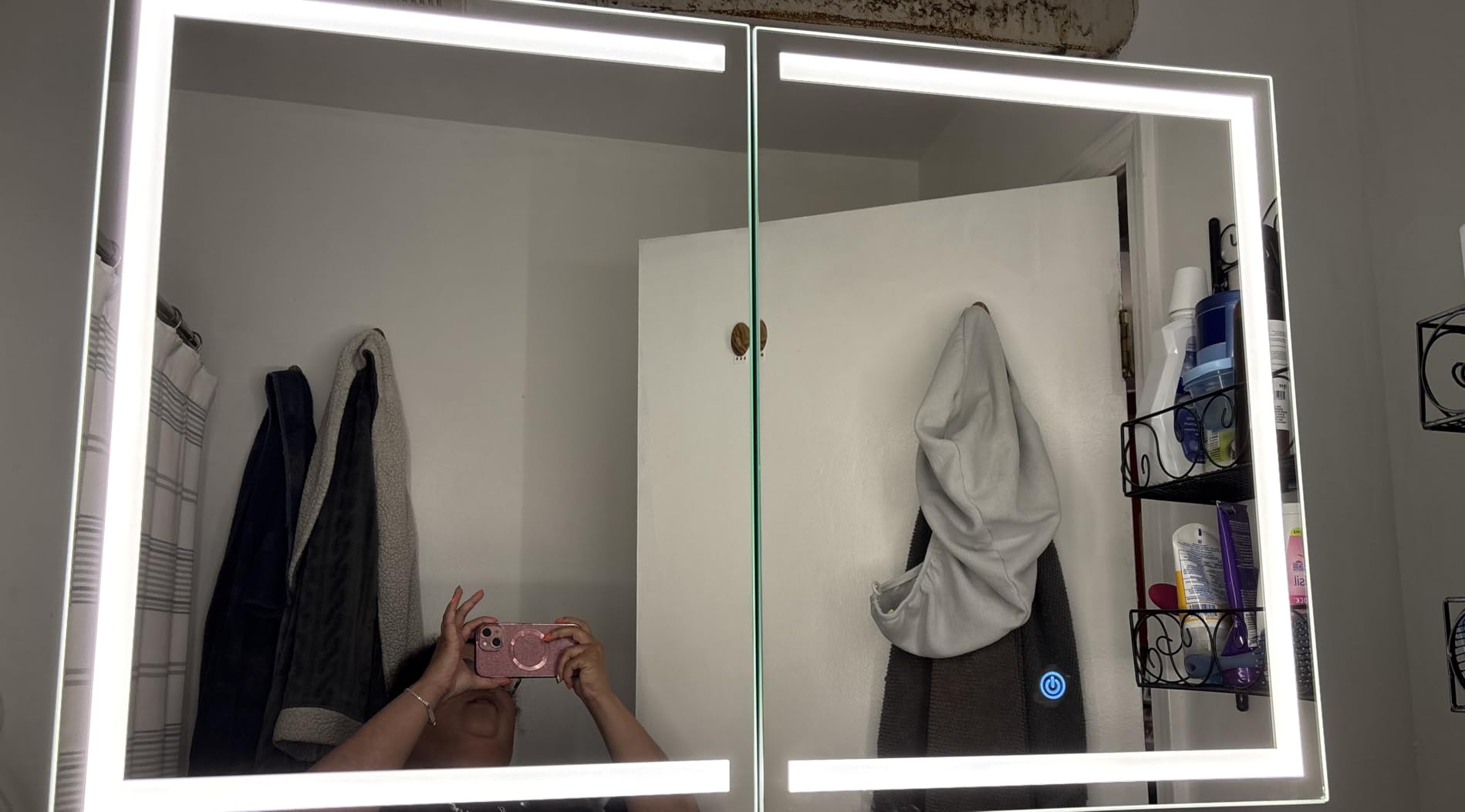 DICTAC Medicine Cabinet with Mirror and LED Light, Wall Mounted Bathroom Mirror with Storage, 3 Doors Bathroom Wall Cabinet, Memory Dimmable 3 Color Temp, Adjustable Shelves, 39.4''x23.6'' customer photo 1