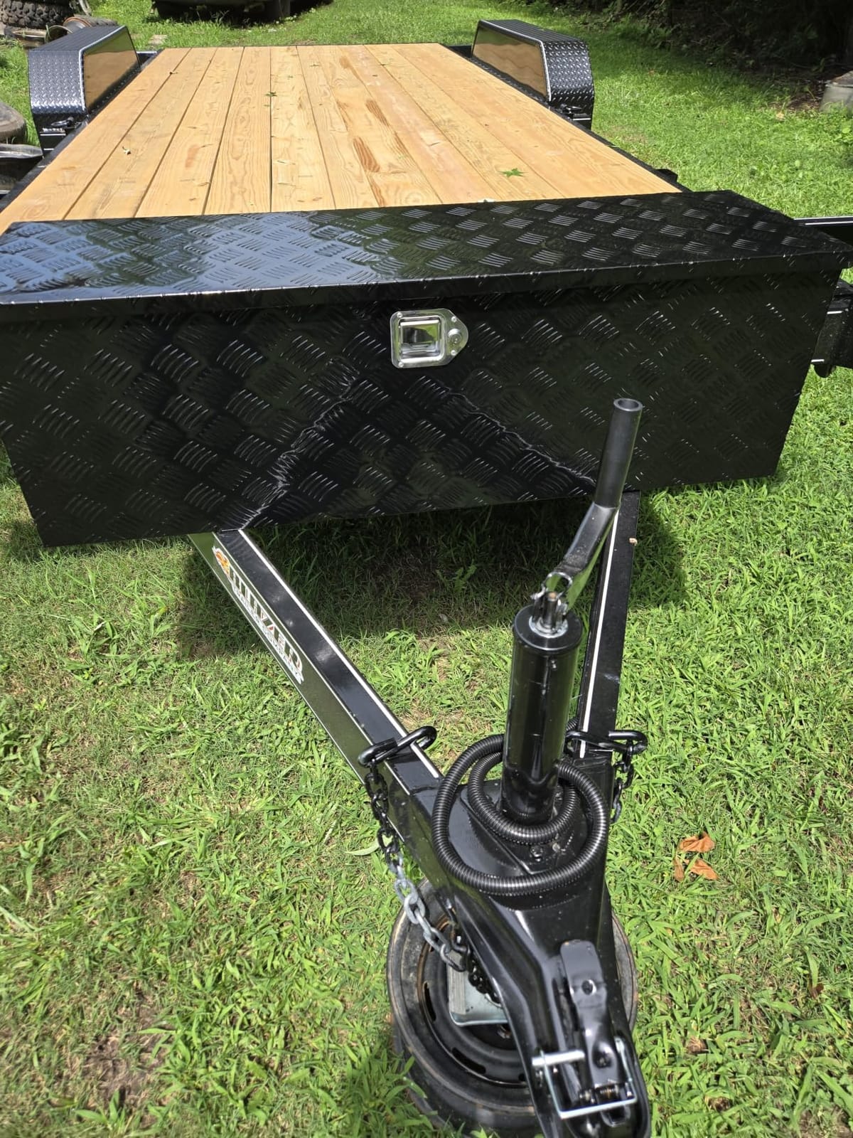 confote 48 Inch Heavy Duty Aluminum Stripes Plated Tool Box Pick Up Truck Bed RV Trailer Toolbox Square Storage Organizer with Side Handle, Lock and Keys, Waterproof -48