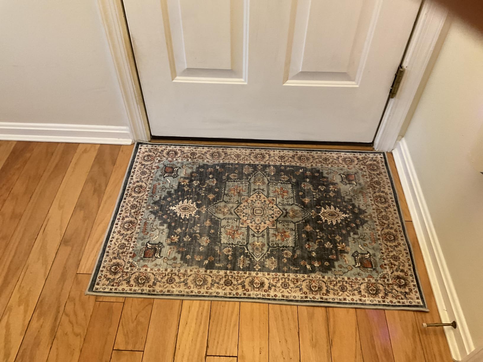 8x10 Area Rugs for Living Room: Washable Oriental Area Rug Non Slip Carpet customer photo 1