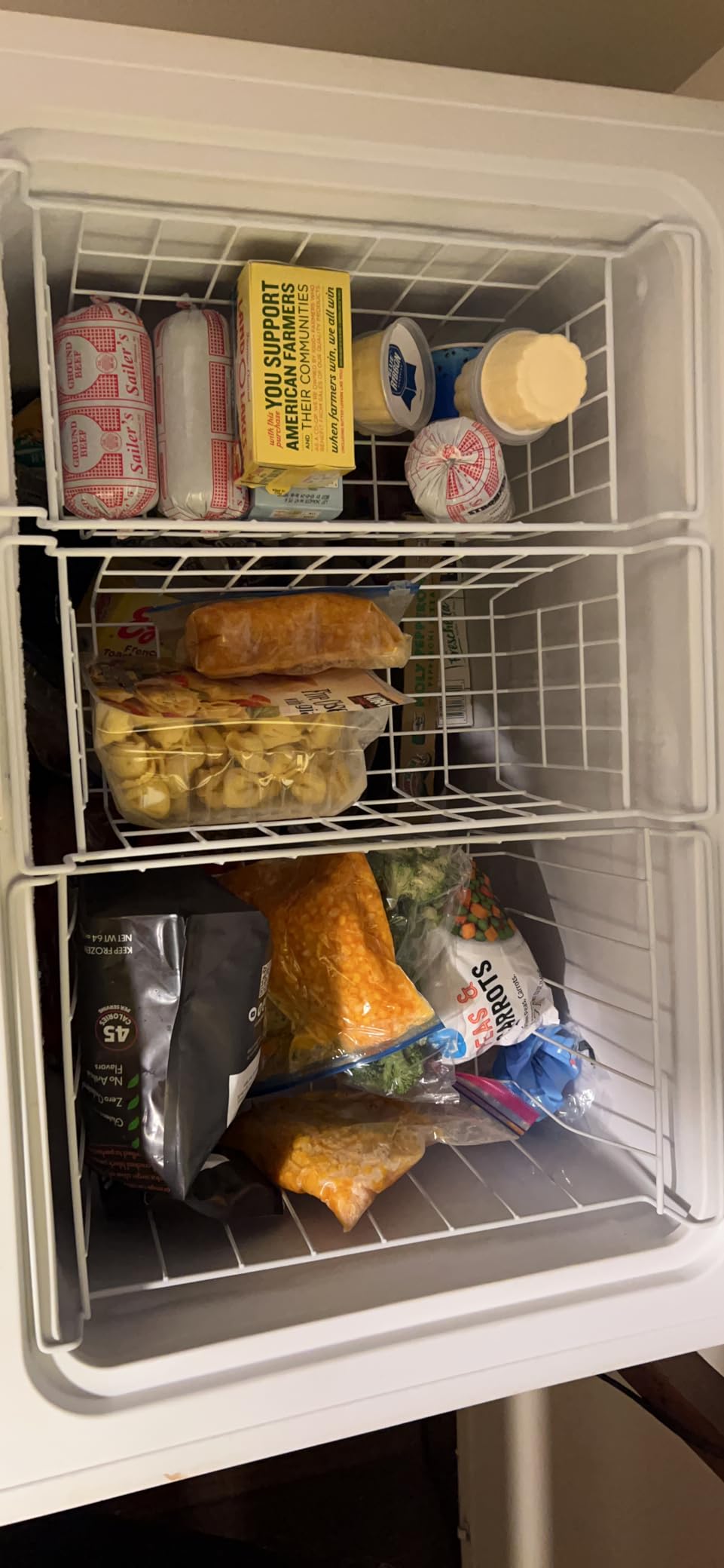 Orgneas 16.5 Inch Freezer Organizer Bins, Metal Wire Basket Bins, Replaces Chest Freezer Basket, Hangable, Sturdy, White customer photo 1