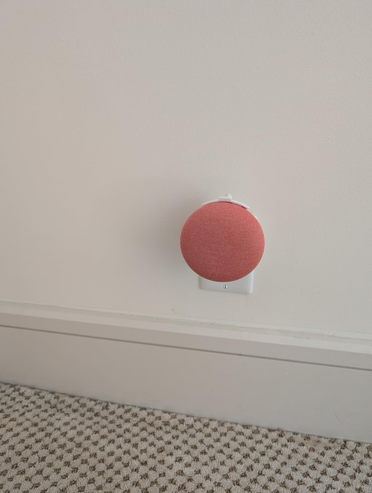 Google Nest Mini 2nd Gen - Bluetooth Speaker with English and Muliti Language Compatibility for Use Anywhere (Light Gray) customer photo 2