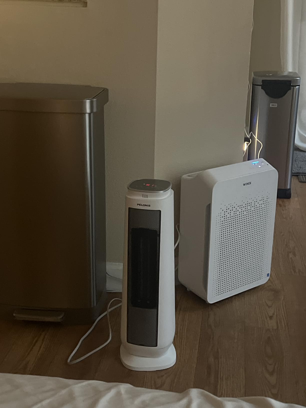 PELONIS Oscillating Ceramic Tower Indoor Space Heater for Home with Oscillation, Programmable Thermostat & ECO Mode, 12H Timer & Remote Control, Safety Protection, 23 Inches, 1500W, PHF15RSAPH23 customer photo 2