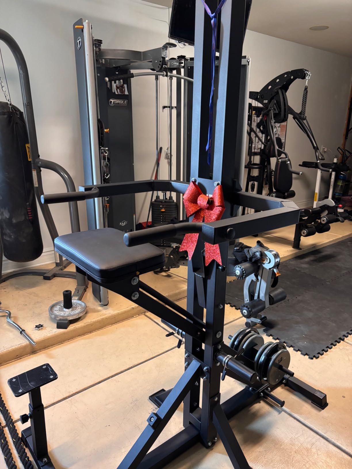 Assisted Pull Up Machine, GMWD 600LBS Leverage Assisted Chin and Dip Machine, 4 in 1 Plate Loaded Gym Equipment, Pull Up Machine with 1:1 Counterweight System & Band Peg for Home Gym customer photo 1