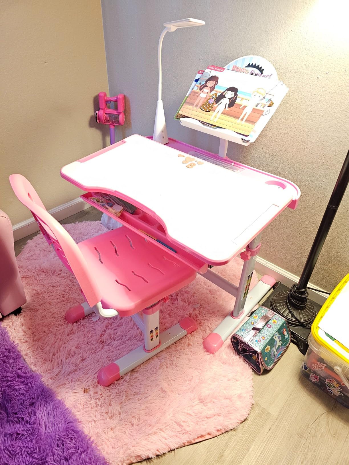 Diroan Kids Desk and Chair Set with LED Light, Height-Adjustable for Age 7+ customer photo 1