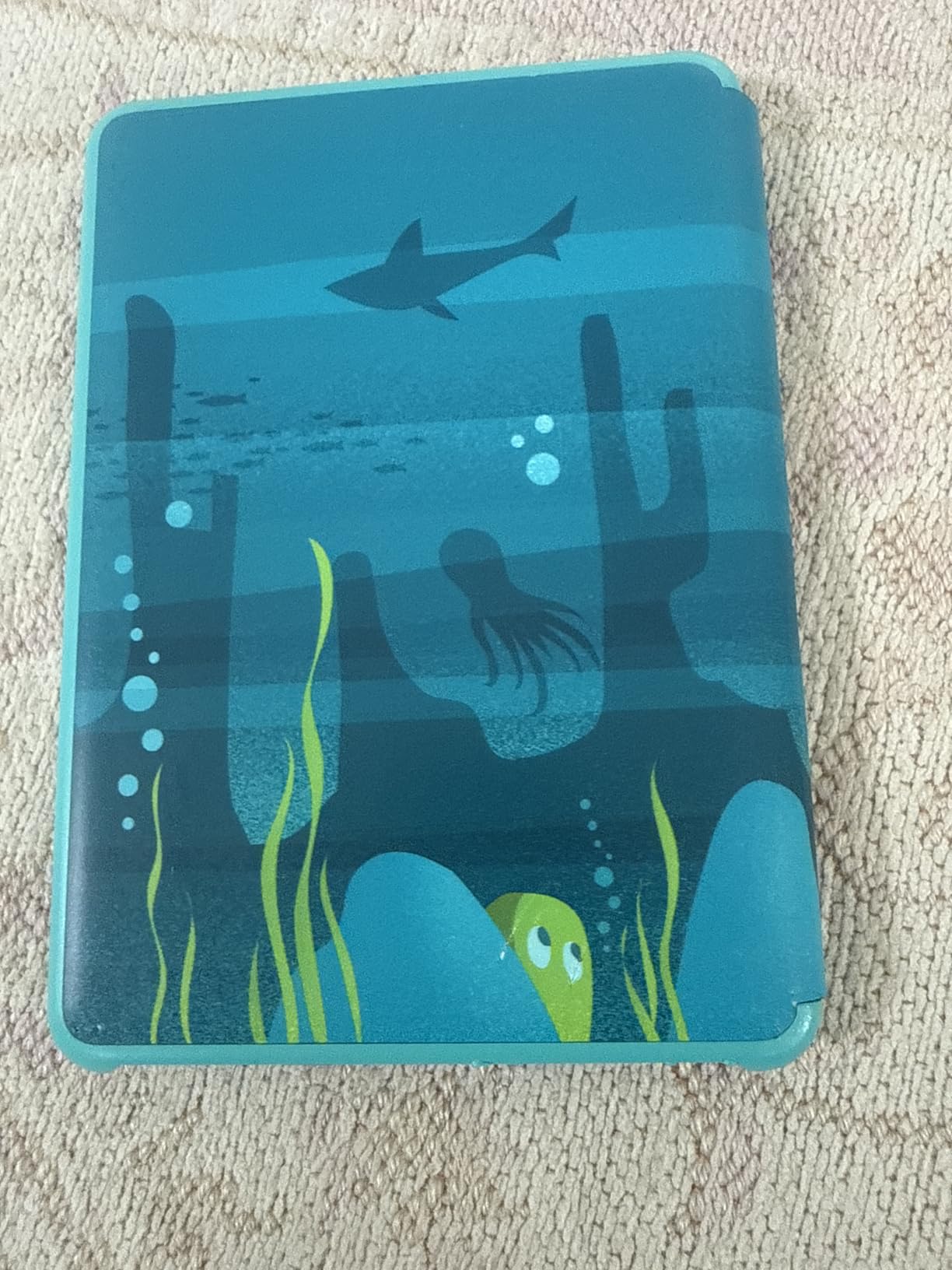 Amazon Kindle Kids 16GB (newest model) - If it breaks, we will replace it, includes ad-free books and cover, with glare-free display, faster page turns - Unicorn Valley customer photo 2