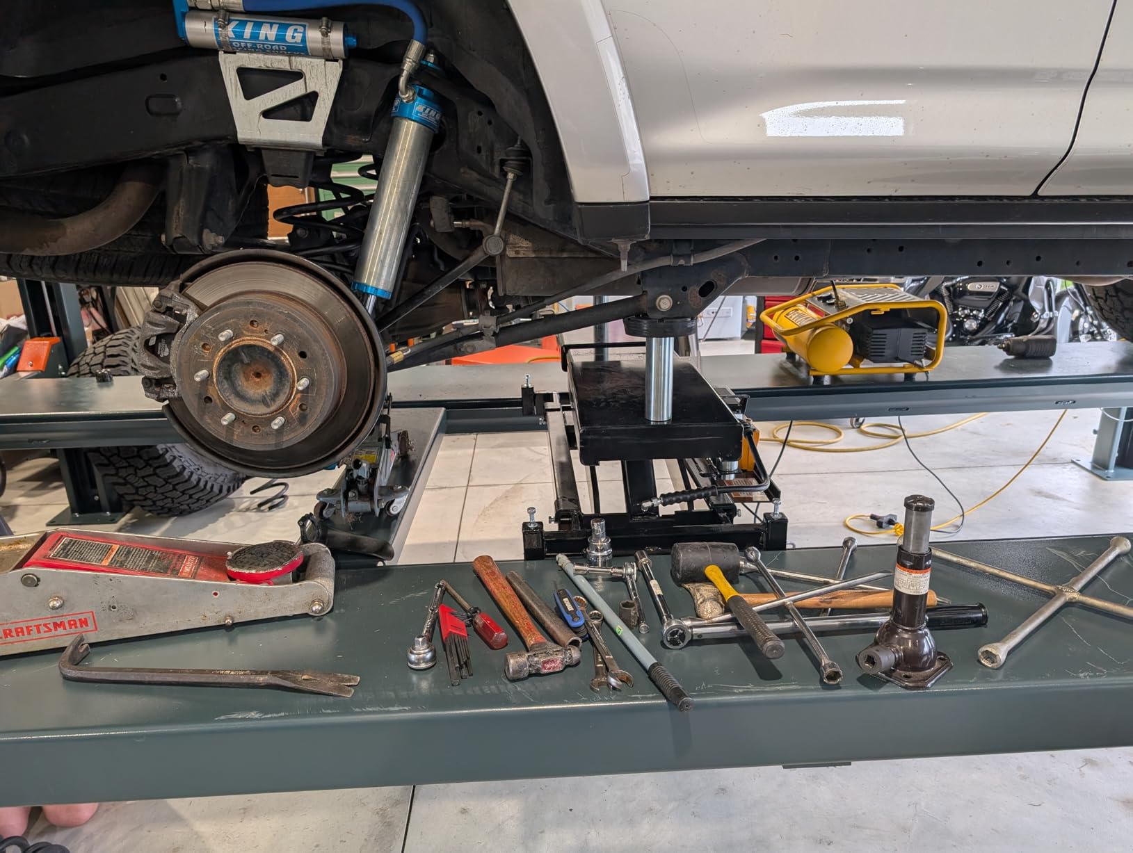 KATOOL 3.0HP 11000Lbs 4 Post Lift 4 Post Parking Service Storage Lift Lifting Height 84 Inch Extra Tall Extra Long Extra Wide 110v Four Post Parking Lift 4-Post Auto Lift Garage Lift Storage customer photo 2
