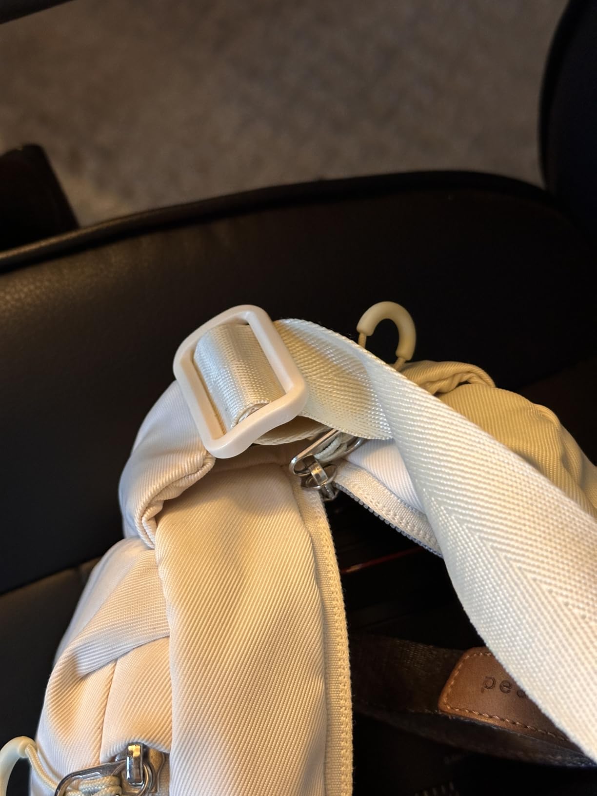 K&F CONCEPT Camera Sling Bag, Everyday Shoulder Crossbody Bag customer photo 2