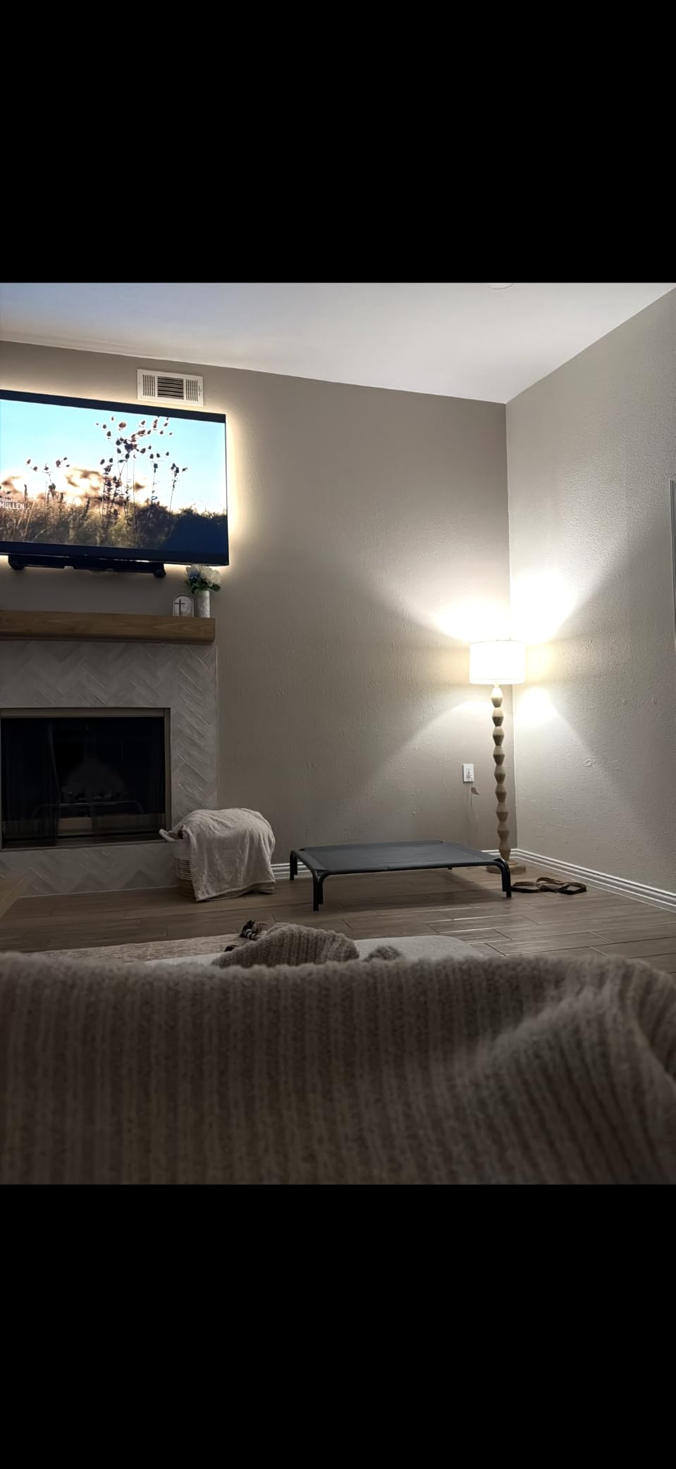 60'' Fireplace Mantel, 3'' Thick Pine Wood Floating Shelf, Brown customer photo 1