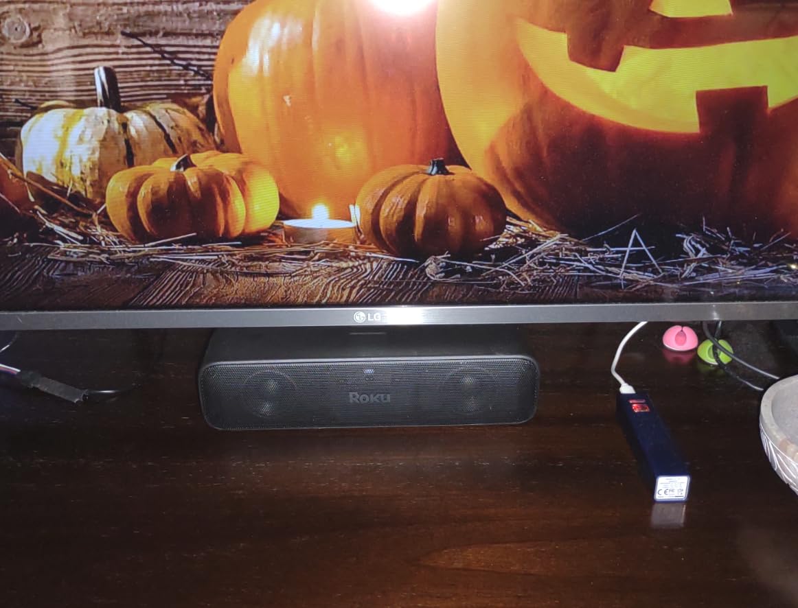 Roku Streambar SE, 4K Soundbar with Built-in Streaming Device customer photo 2