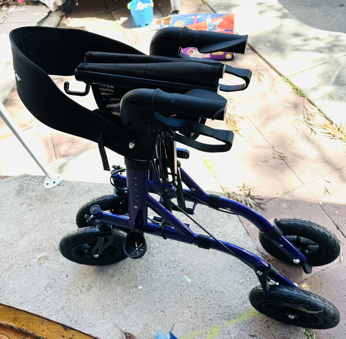Goplus Rollator Walkers for Seniors with Seat, Foldable Rolling Walker with 9.5” All Terrain Pneumatic Wheel, Supports up to 300 lbs, Heavy Duty Bariatric Rollator Walker for Adult customer photo 1