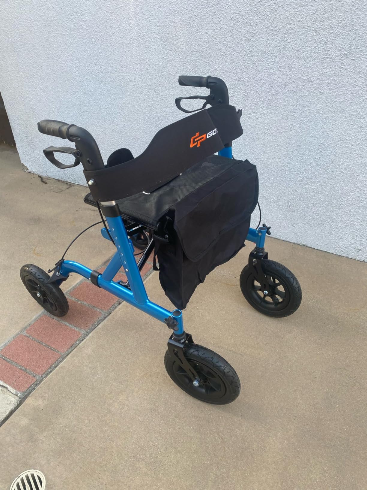Goplus Rollator Walkers for Seniors with Seat, Foldable Rolling Walker with 9.5” All Terrain Pneumatic Wheel, Supports up to 300 lbs, Heavy Duty Bariatric Rollator Walker for Adult customer photo 2