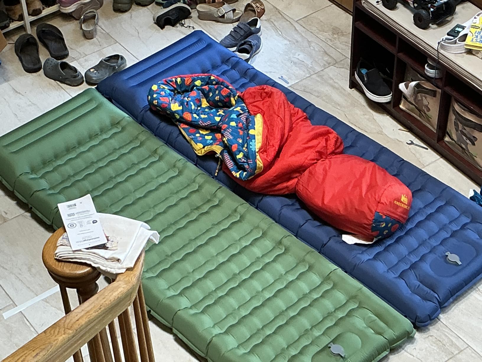 FNARMW Camping Sleeping Pad, Extra Thick 5 Inch Camping Mat with Pillow Built-in Foot Pump Inflatable Sleeping Pads Compact for Camping Backpacking Hiking Traveling Tent(Green) customer photo 2