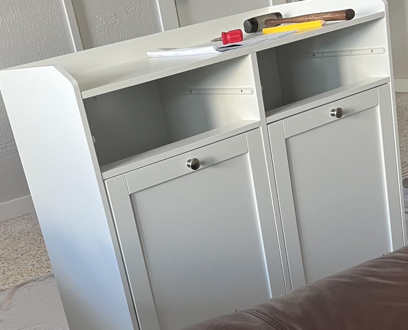 VASAGLE Laundry Cabinet with Tilt-Out Basket, 2 Drawers, 2 Baskets, customer photo 1